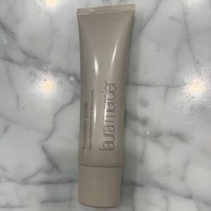 Laura Mercier Foundation Primer